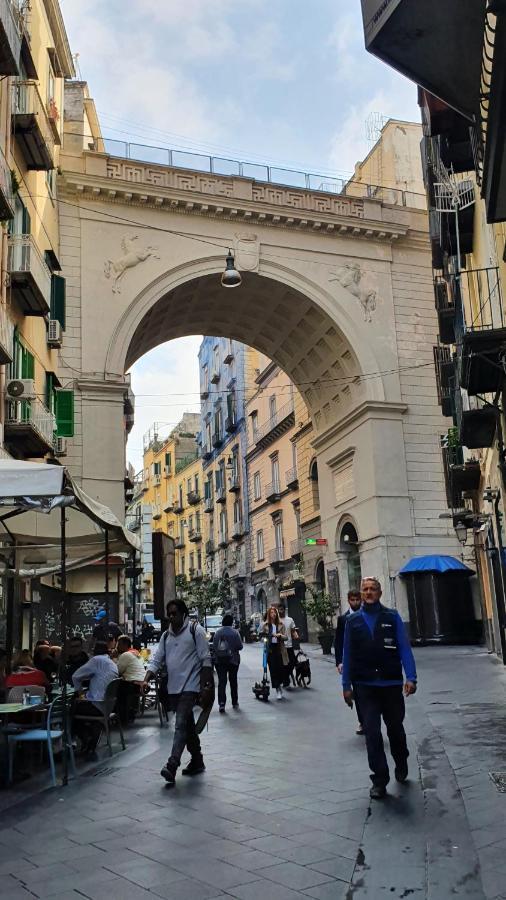 Casa Rosi Nel Cuore Di Napoli Appartement Buitenkant foto